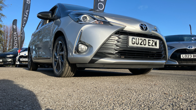 Toyota Yaris 1.5 VVT-i Y20 5dr CVT [Bi-tone] Petrol Hatchback